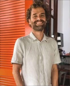 Fabio Manzoli, escritor e criador do Taboo, transforma vidas com inteligência emocional e sexualidade consciente para homens.